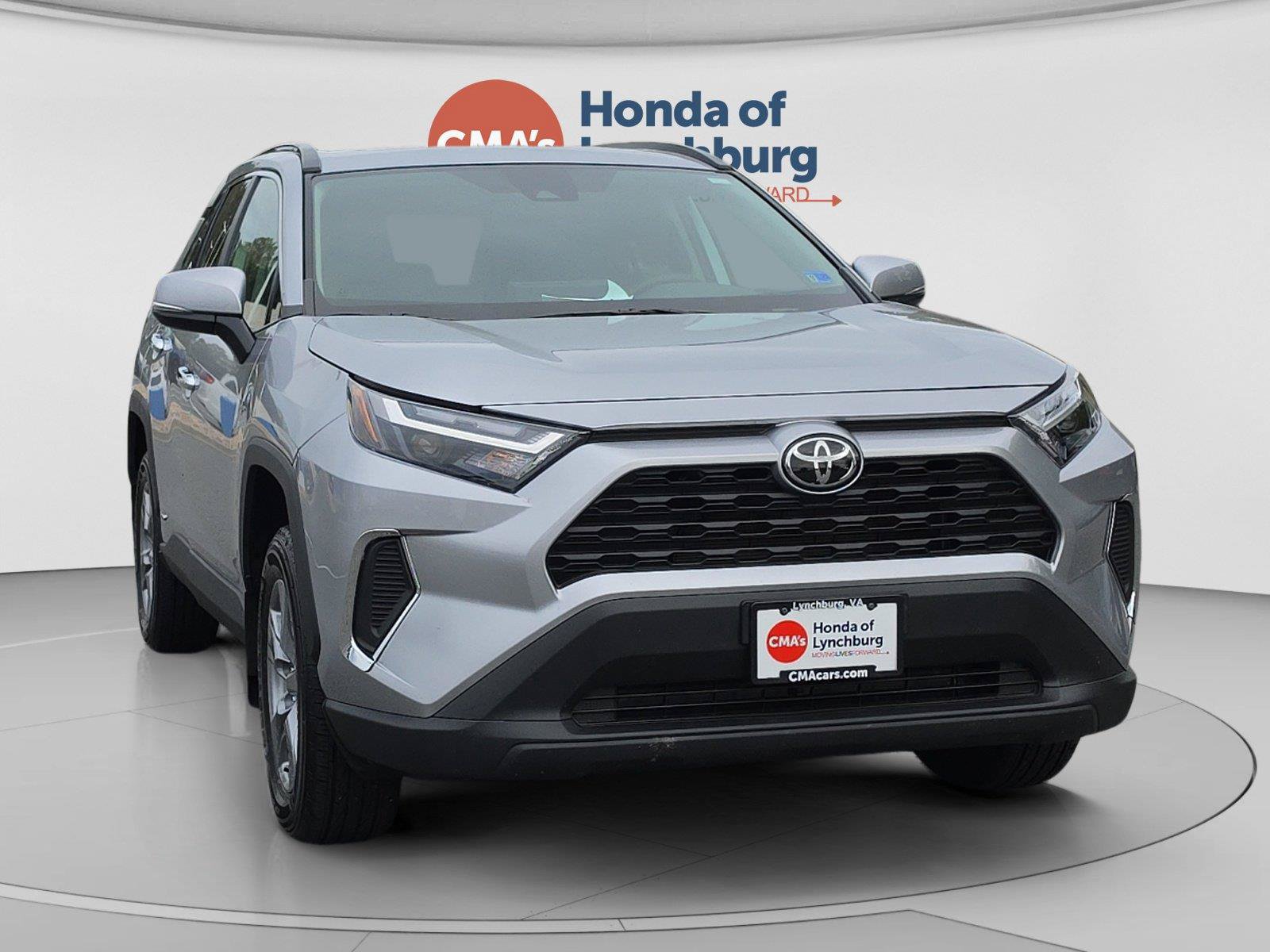Used 2025 Toyota RAV4 XLE w/ Convenience Package AWD/4WD image 7