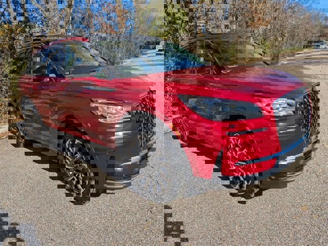 New 2026 Lincoln Corsair Reserve image 4