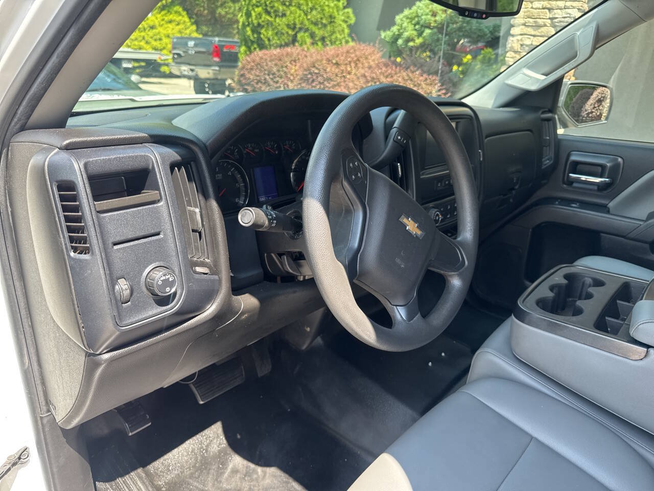 Used 2017 Chevrolet Silverado 1500 W/T RWD image 10