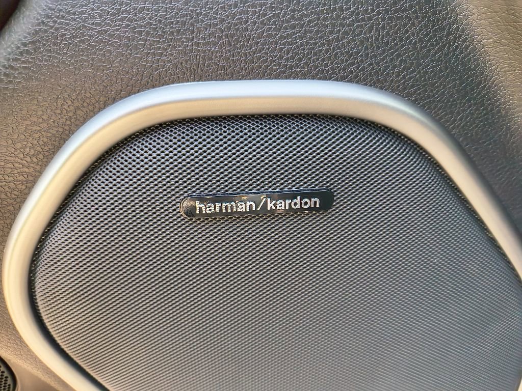 Used 2019 Dodge Durango R/T w/ Blacktop Package image 8