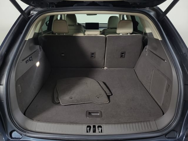 Used 2023 Lincoln Nautilus FWD w/ Premium Package image 7