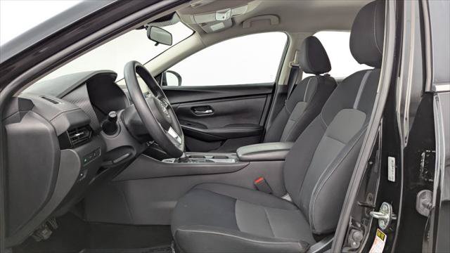 Used 2024 Nissan Sentra SV FWD image 14