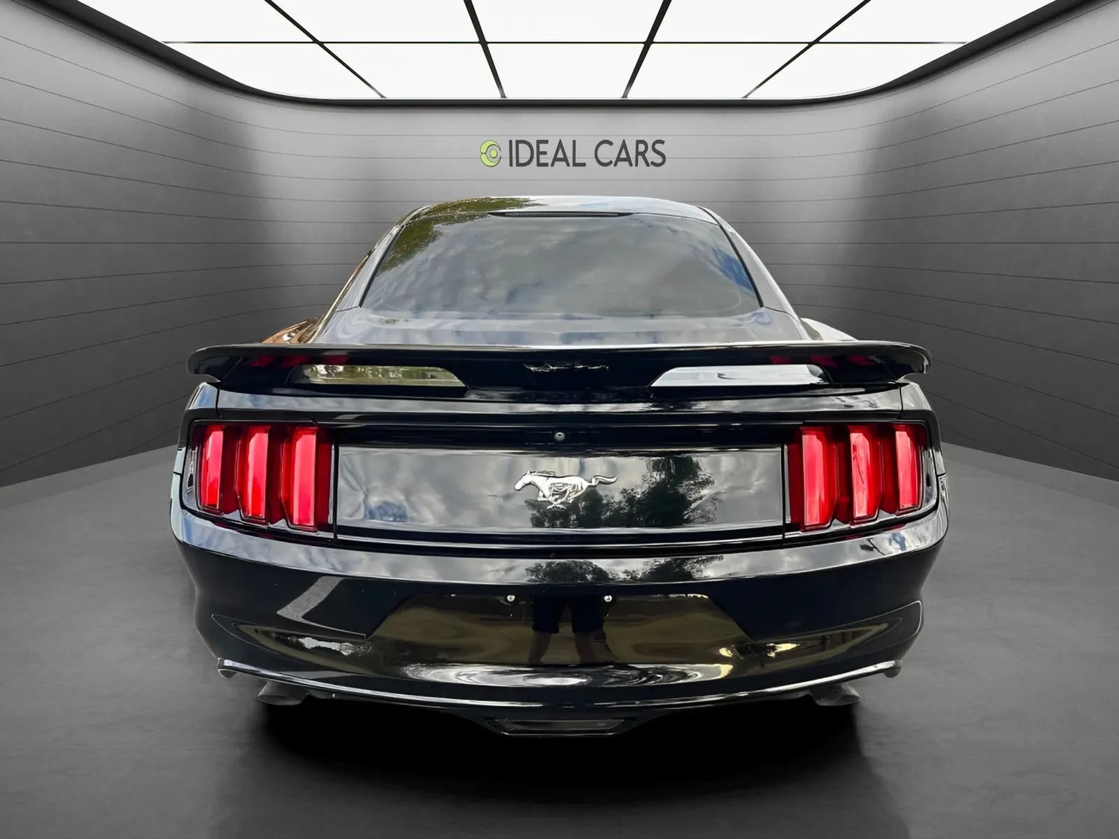 Used 2016 Ford Mustang Coupe RWD image 6