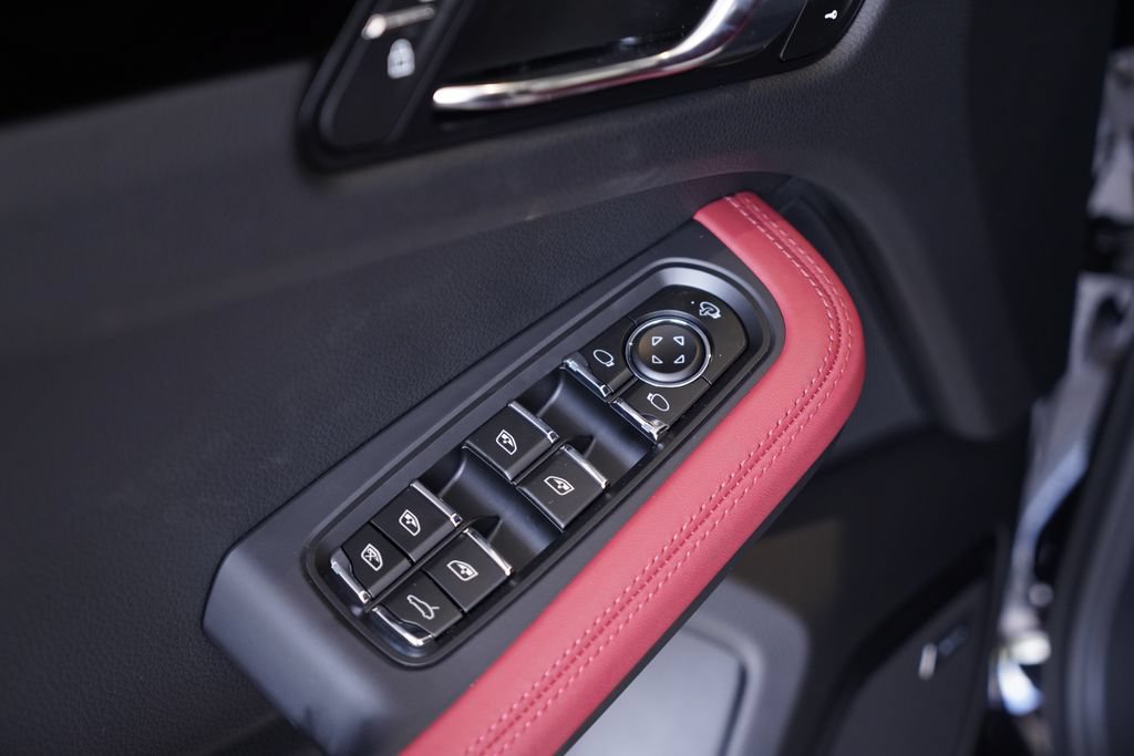 New 2026 Porsche Macan S AWD/4WD image 16