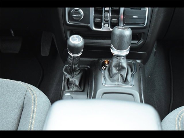 New 2025 Jeep Gladiator Sport image 13