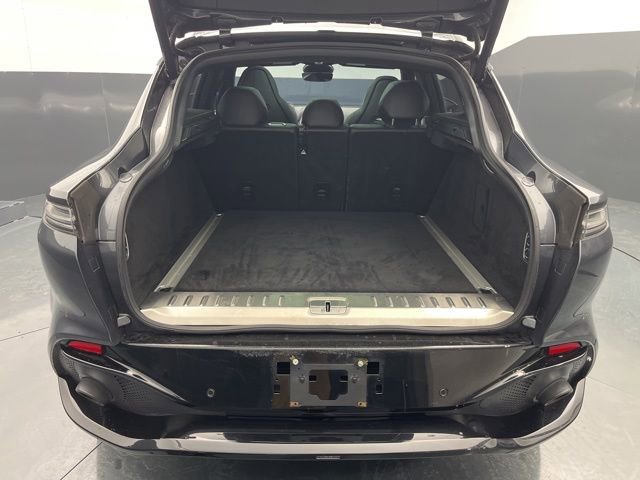 Used 2021 Aston Martin DBX image 21