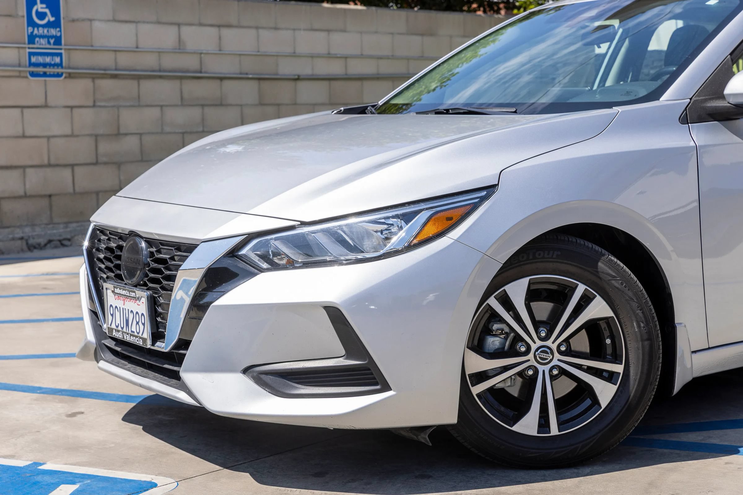 Used 2022 Nissan Sentra SV w/ Trunk Package FWD image 7