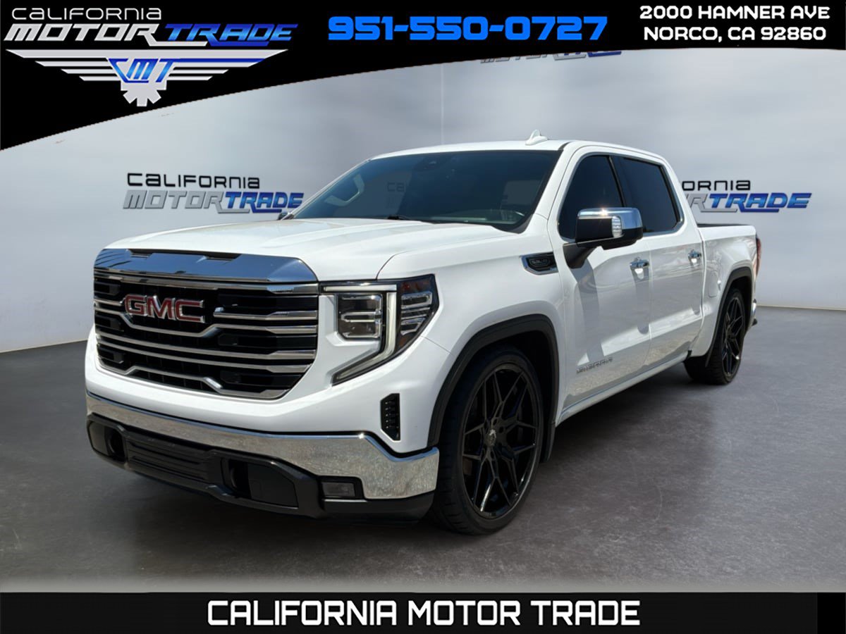 Used 2024 GMC Sierra 1500 SLT RWD image 1