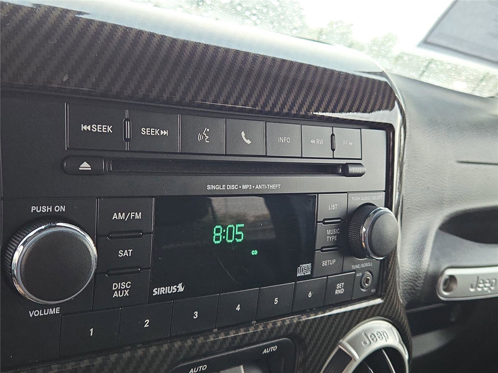 Used 2017 Jeep Wrangler Unlimited Sahara w/ Connectivity Group image 8