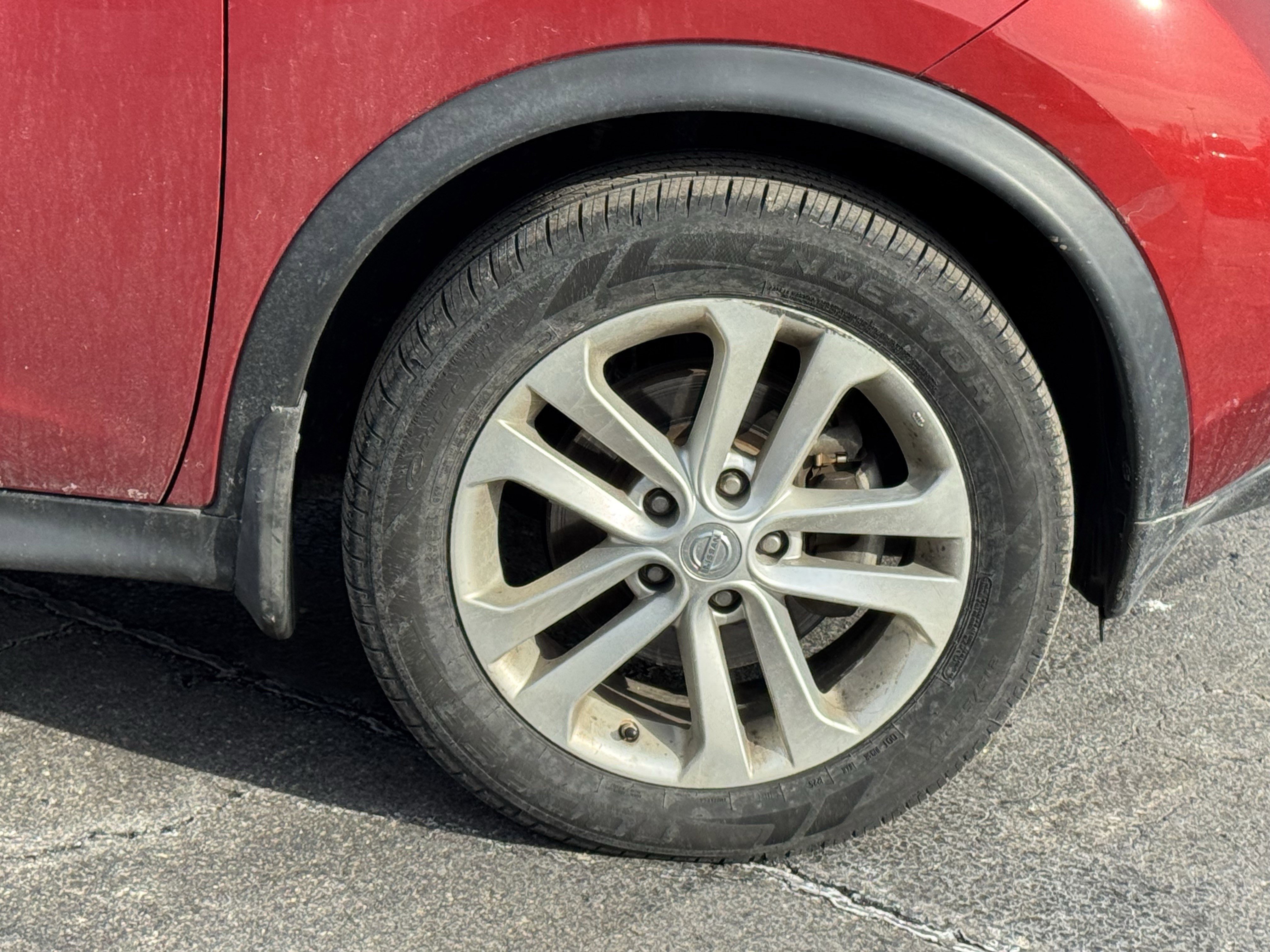 Used 2012 Nissan Juke SL image 18