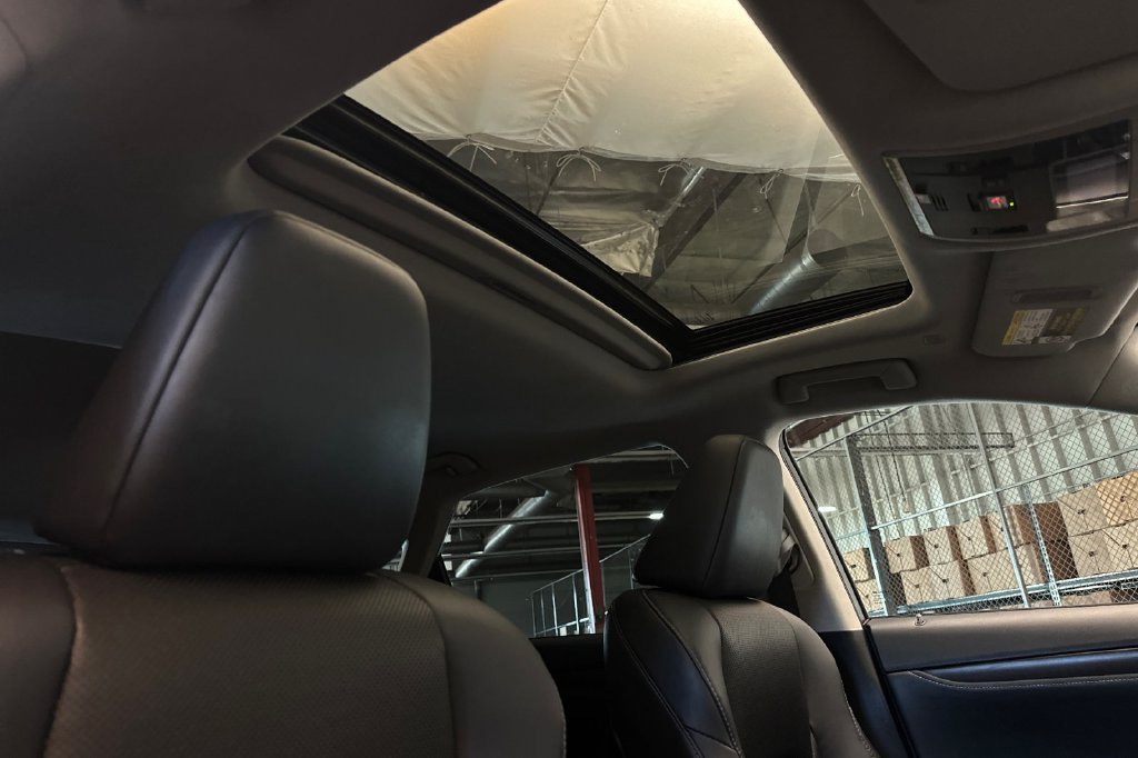 Certified 2022 Lexus RX 450h AWD w/ Premium Package image 17