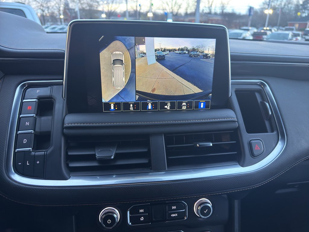 Used 2024 GMC Yukon AT4 w/ Technology Package image 16