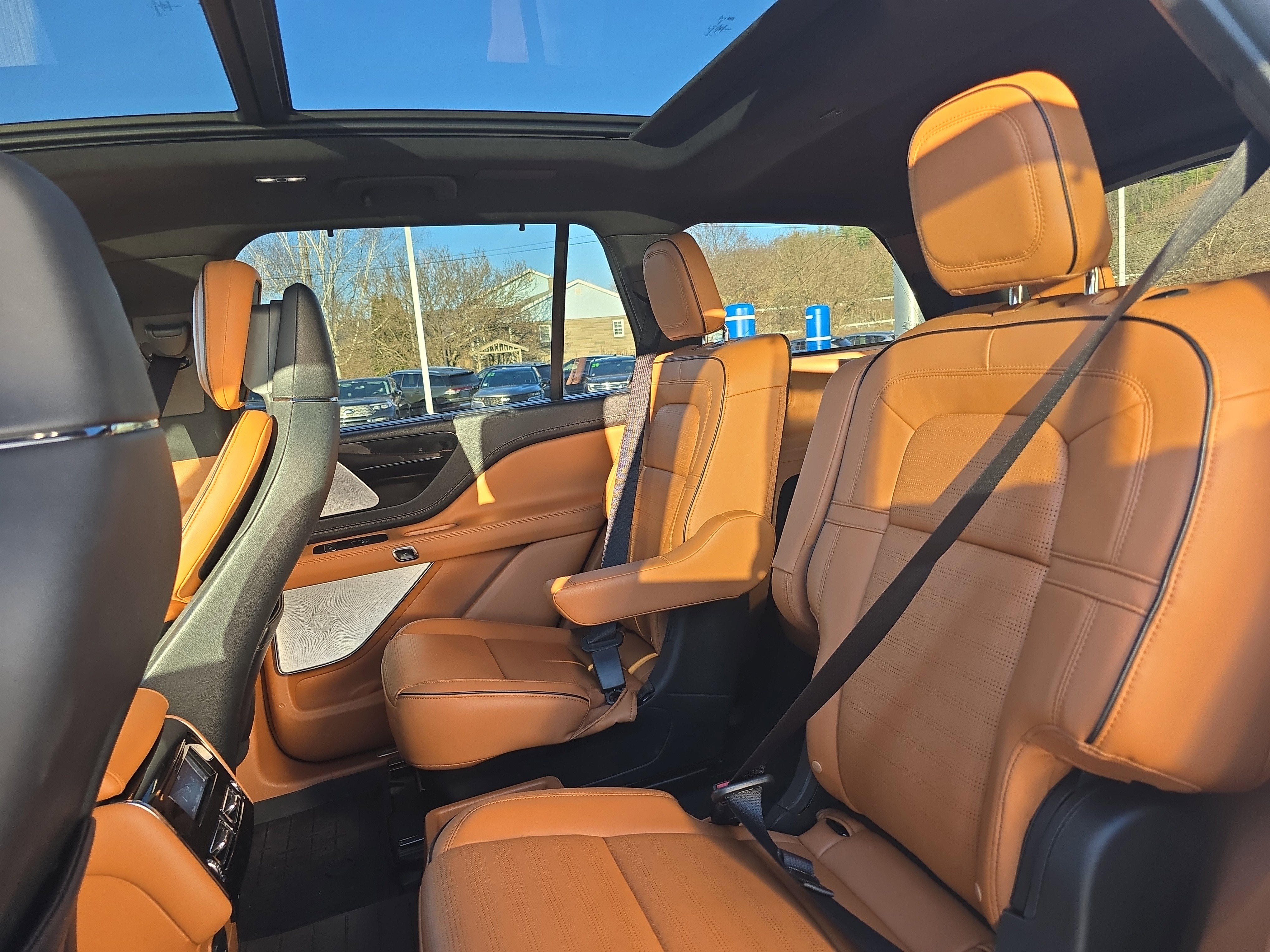 Used 2023 Lincoln Aviator Black Label w/ Dynamic Handling Package image 14