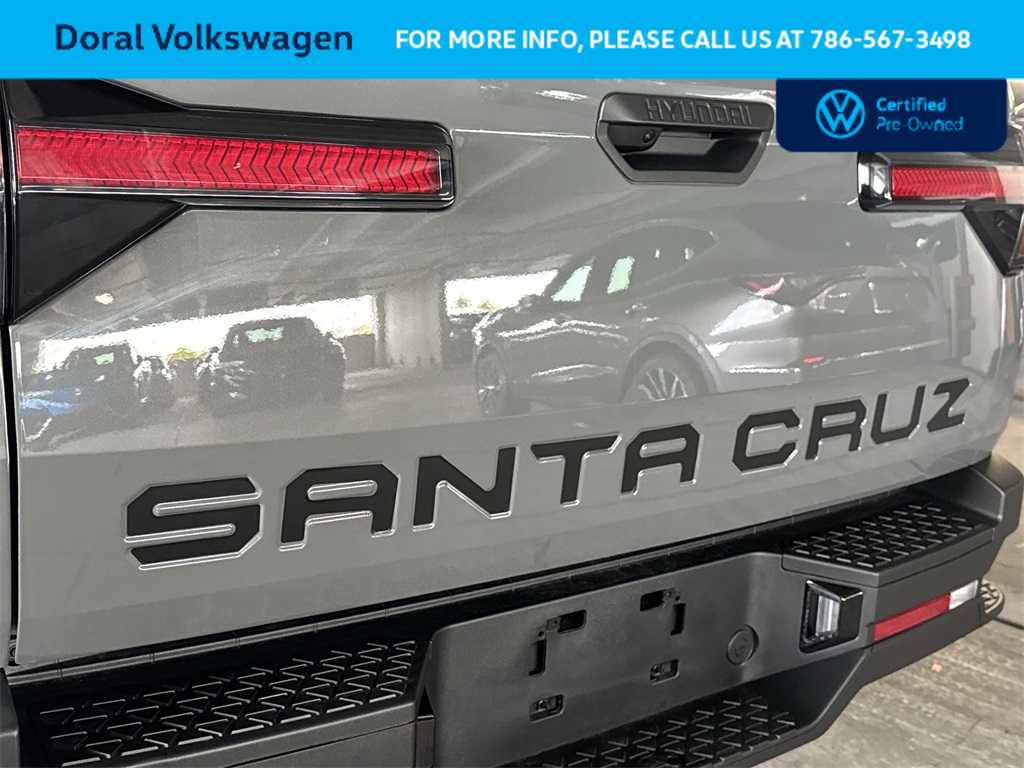 Used 2025 Hyundai Santa Cruz SEL image 11
