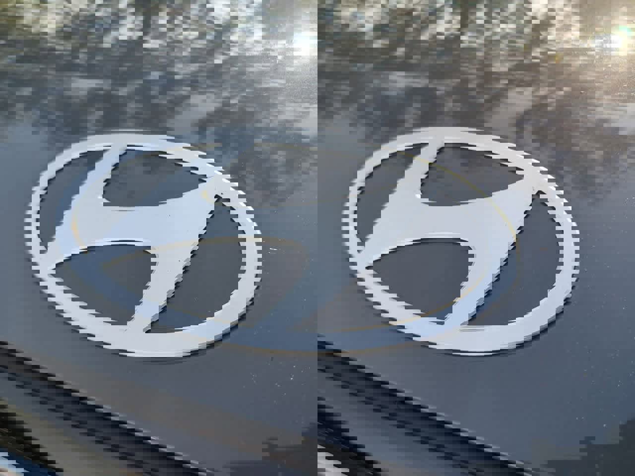 Used 2024 Hyundai Santa Fe SE image 12