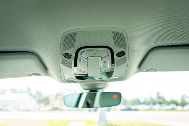 Used 2022 Audi Q5 2.0T Premium w/ Convenience Package image 19