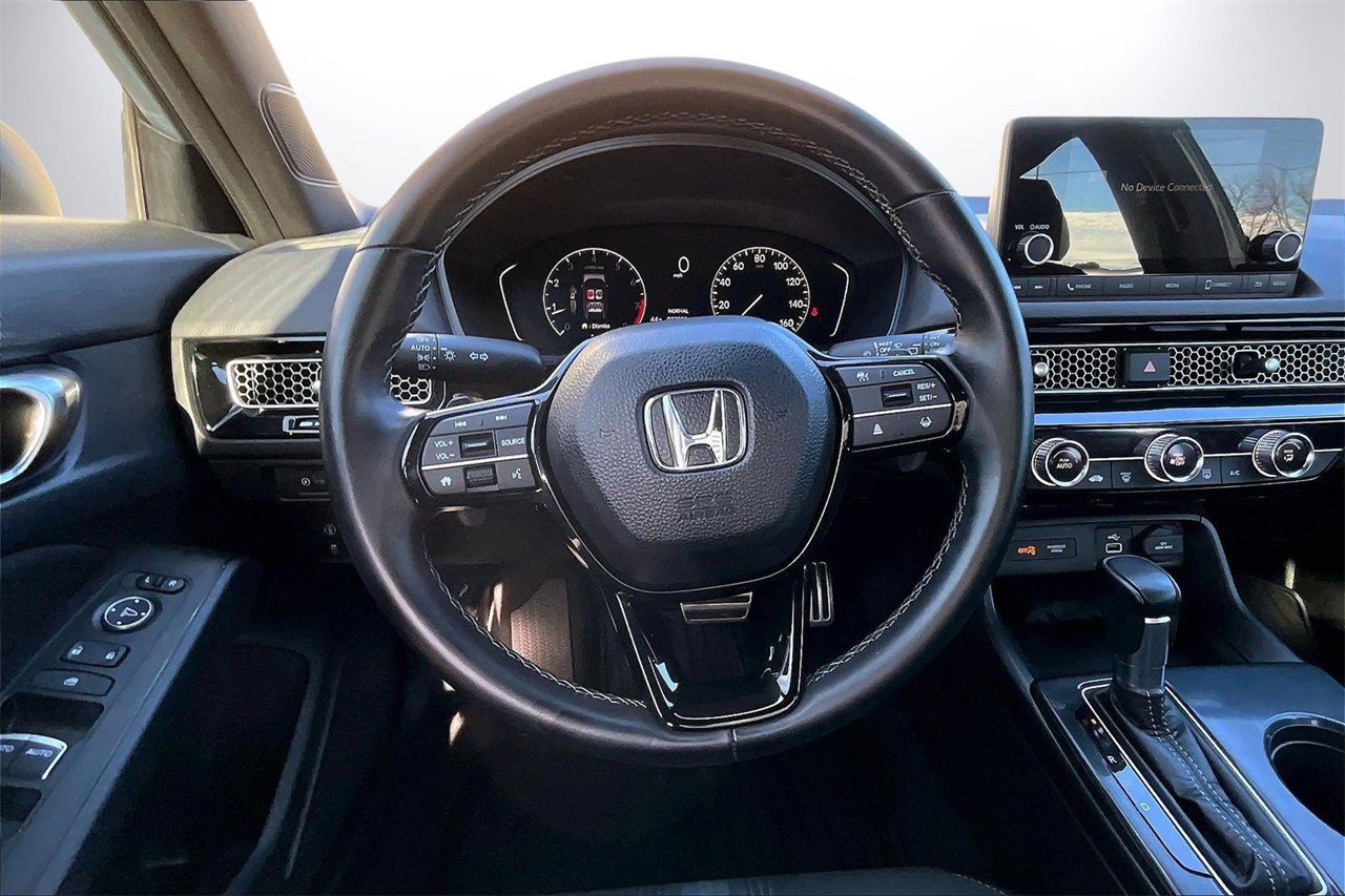 Used 2023 Honda Civic Sport image 11