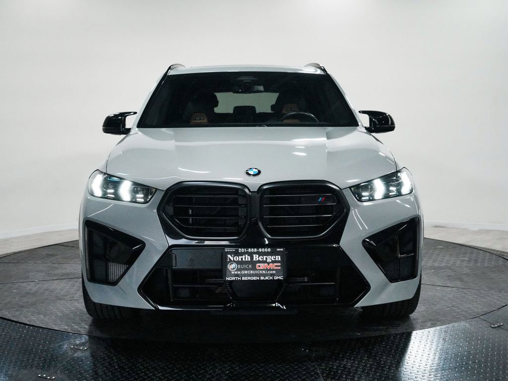Used 2025 BMW X5 M Competition w/ Executive Package image 2