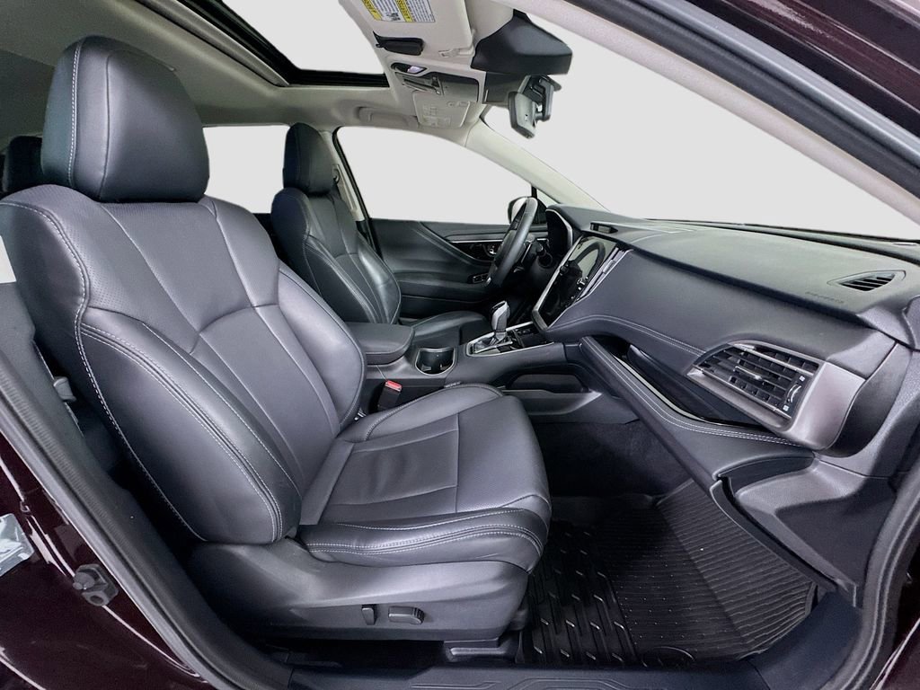 Used 2025 Subaru Outback Limited AWD/4WD image 29