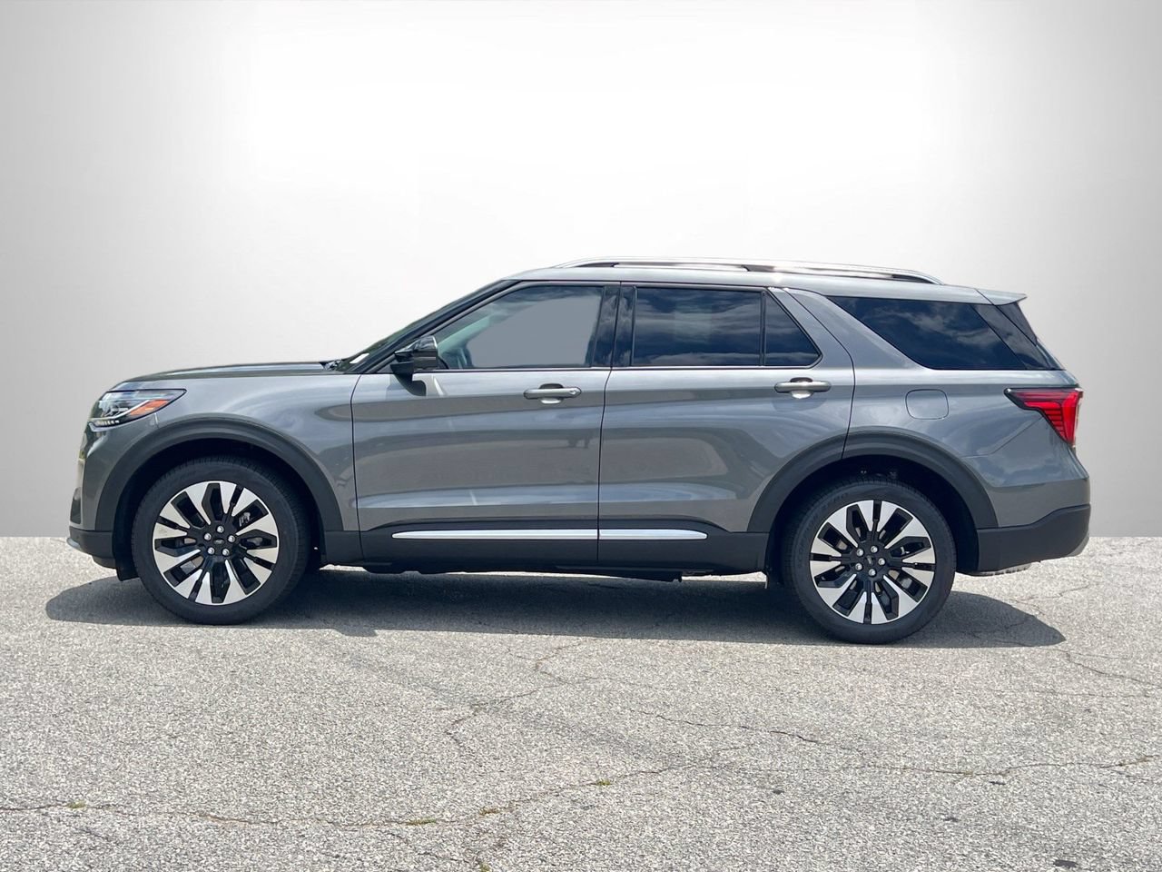 New 2026 Ford Explorer Platinum w/ LUX Leather Package AWD/4WD image 24