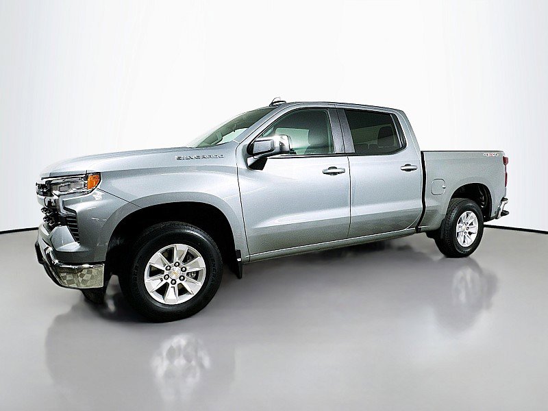 Used 2025 Chevrolet Silverado 1500 LT image 3