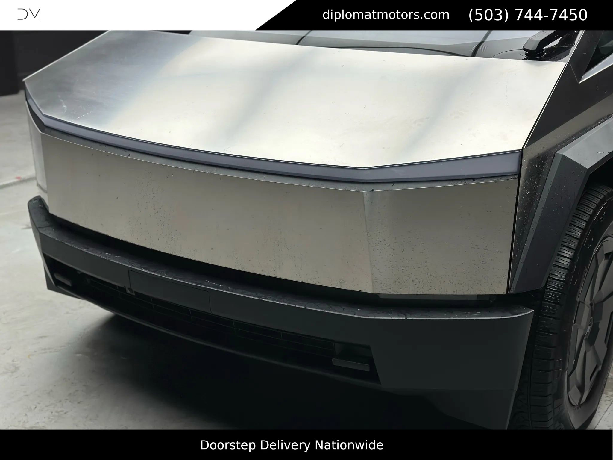 Used 2025 Tesla Cybertruck AWD Crew Cab image 13