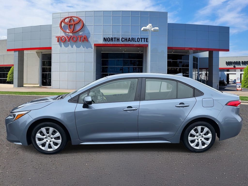 Used 2024 Toyota Corolla LE image 7
