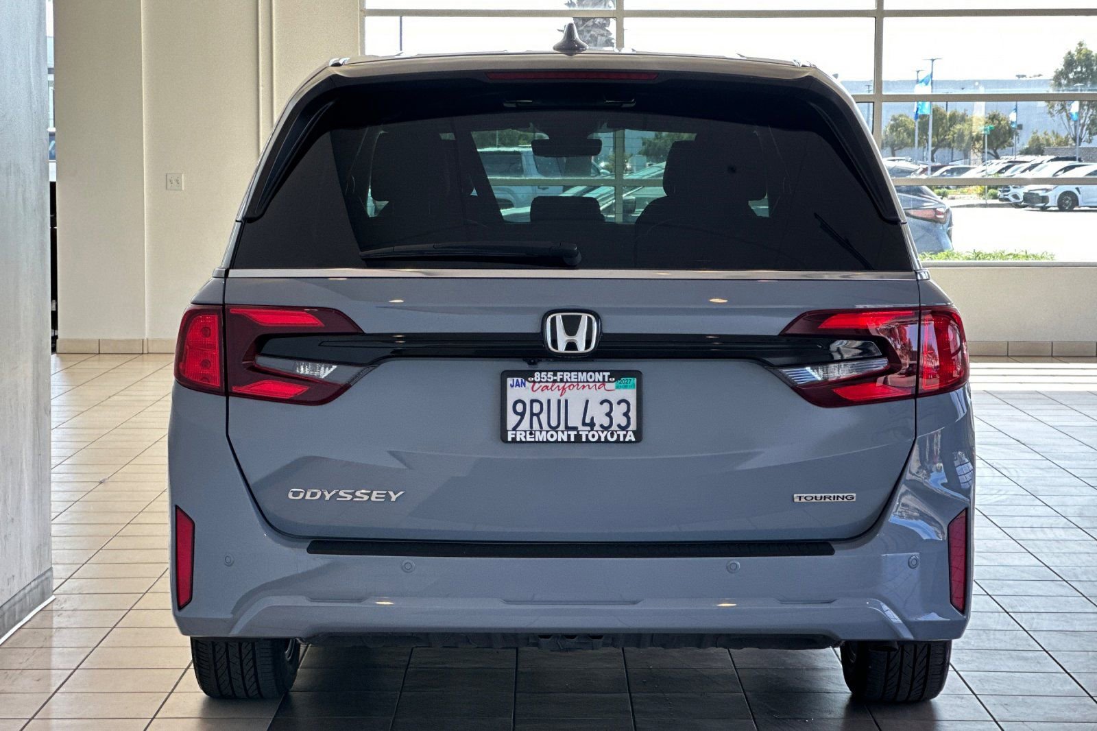 Used 2025 Honda Odyssey Touring image 5