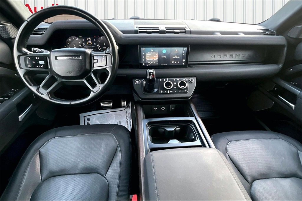 Used 2023 Land Rover Defender 110 X-Dynamic SE image 7