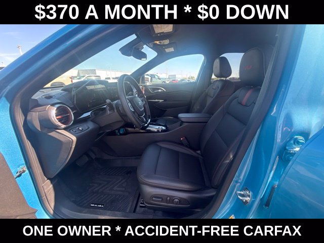 Used 2025 Chevrolet Trax RS w/ Driver Confidence Package FWD image 17