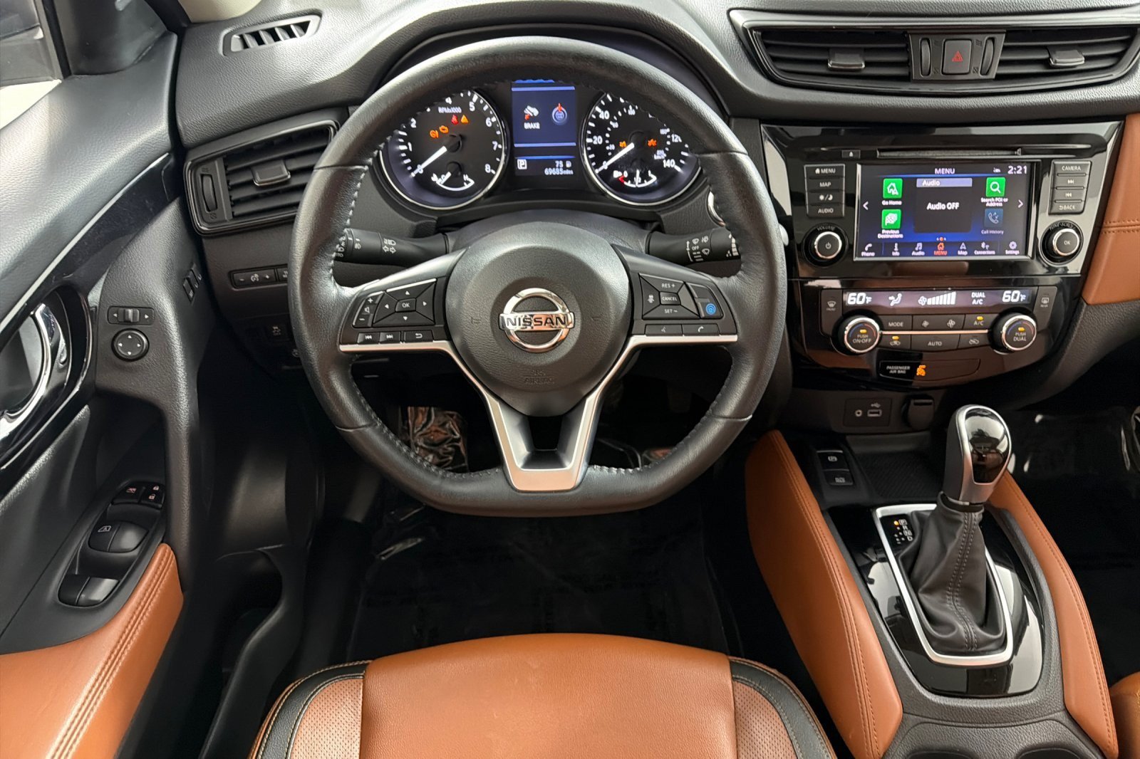 Used 2019 Nissan Rogue SL w/ Premium Package FWD image 13