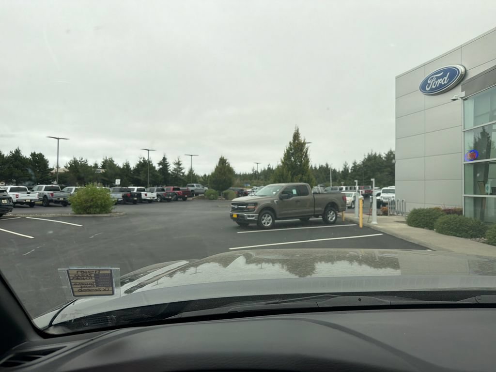Used 2020 Toyota Tacoma TRD Off-Road AWD/4WD image 13