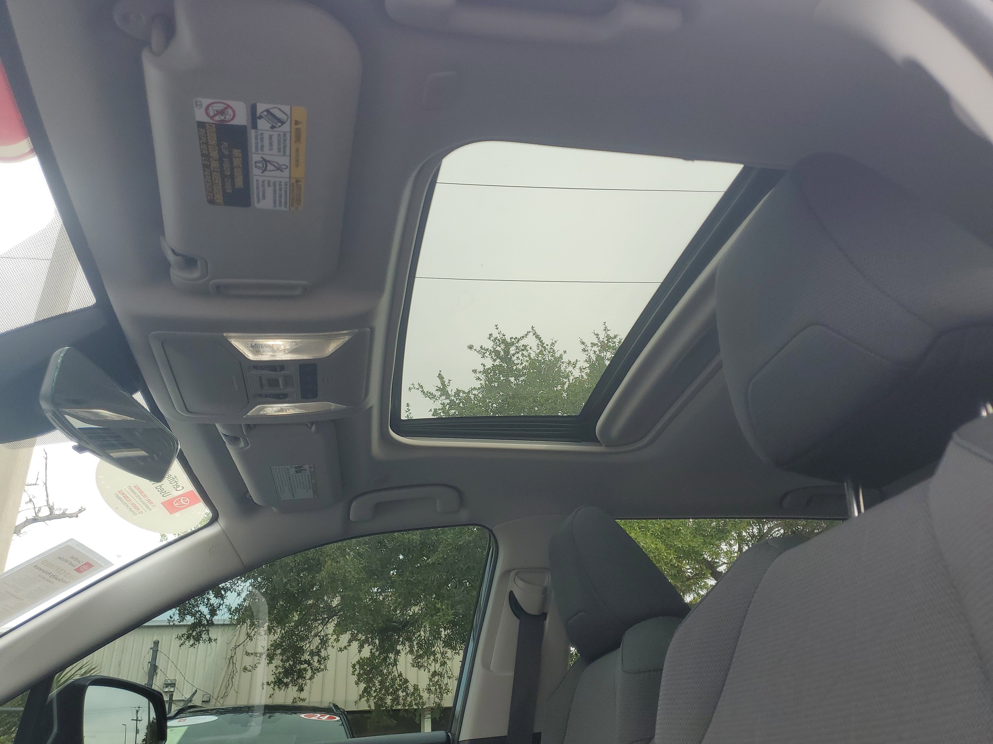 Certified 2025 Toyota RAV4 XLE w/ Convenience Package FWD image 22