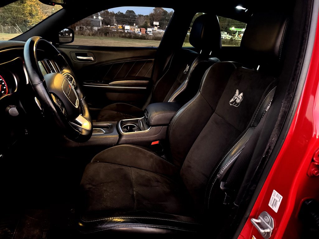 Used 2016 Dodge Charger R/T Scat Pack w/ Technology Group image 3