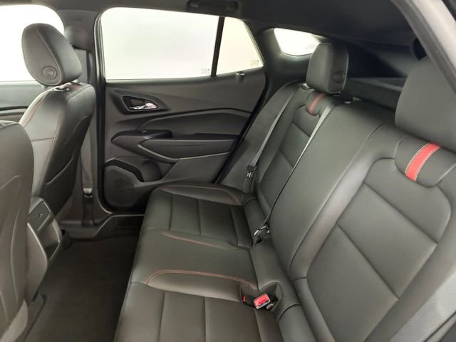 Certified 2025 Chevrolet Trax RS w/ Sunroof Package FWD image 18