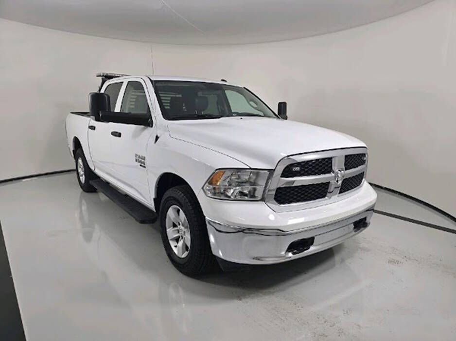 Used 2022 RAM 1500 Tradesman w/ Chrome Appearance Group AWD/4WD image 5