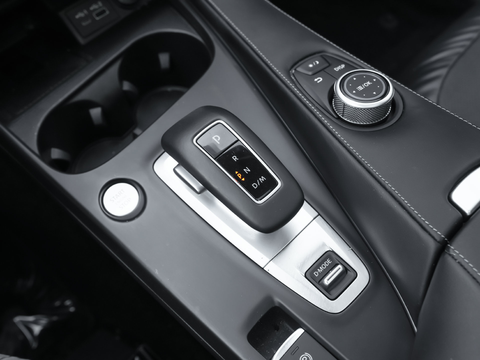 Certified 2023 INFINITI QX50 Luxe FWD image 19