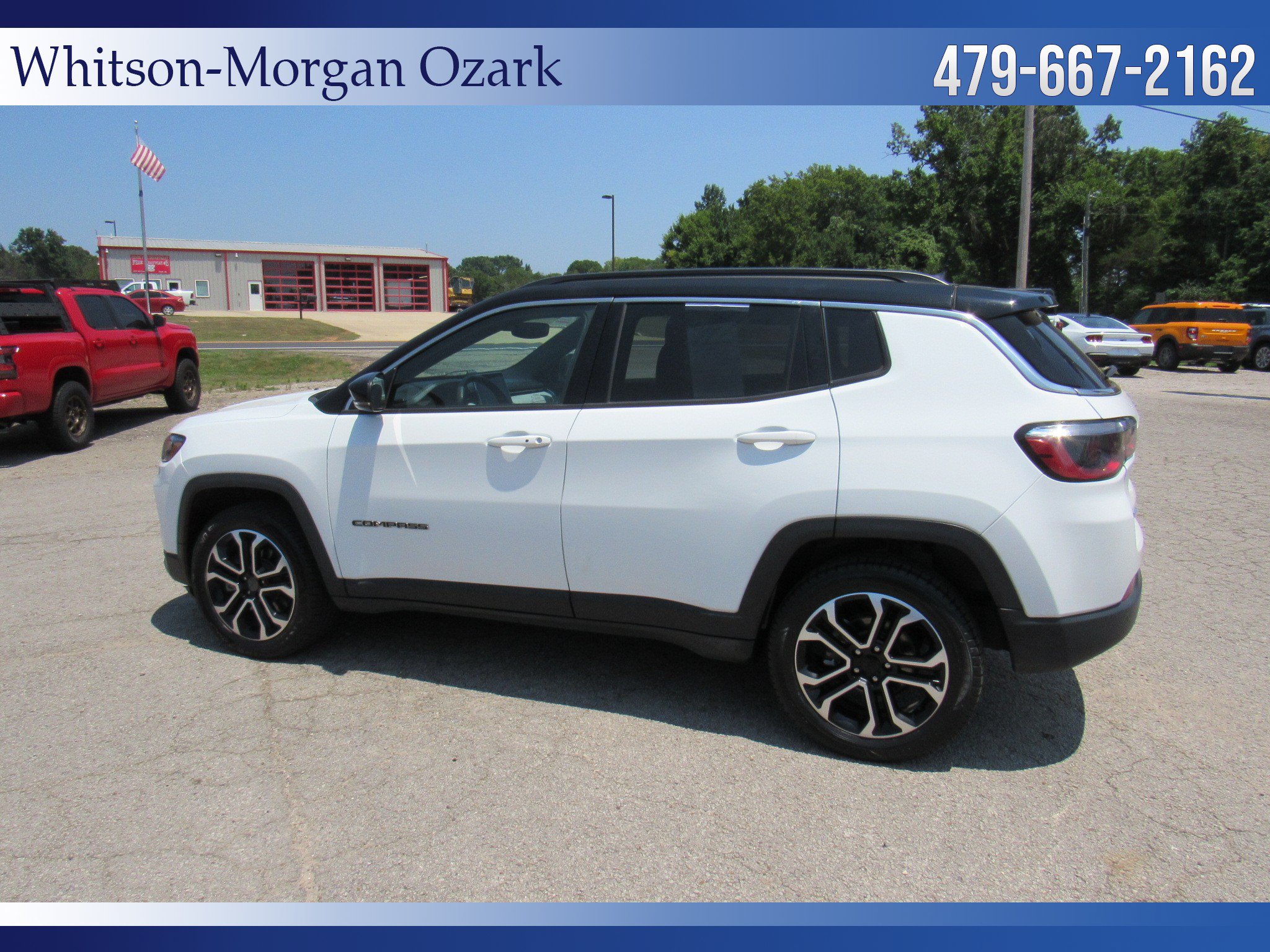 Used 2024 Jeep Compass Limited AWD/4WD image 8