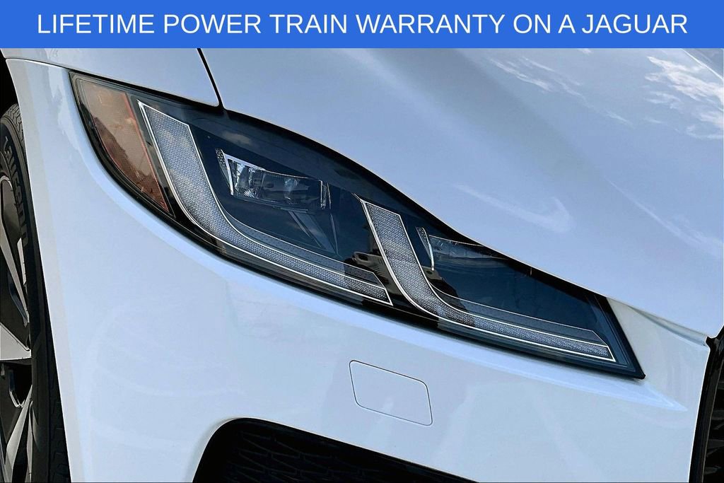 Used 2025 Jaguar F-PACE R-Dynamic S image 40