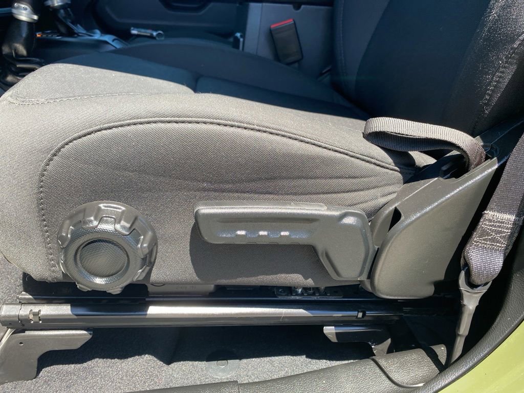Used 2022 Jeep Wrangler Unlimited Sport AWD/4WD image 22