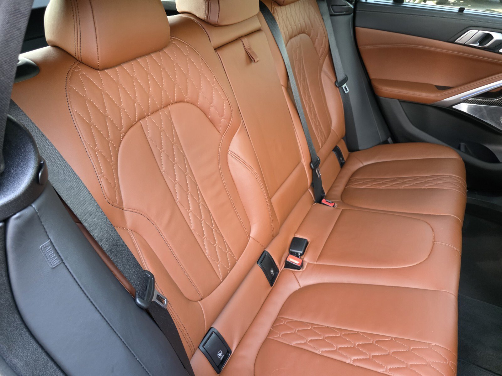 Used 2023 BMW X6 M50i w/ Executive Package AWD/4WD image 28