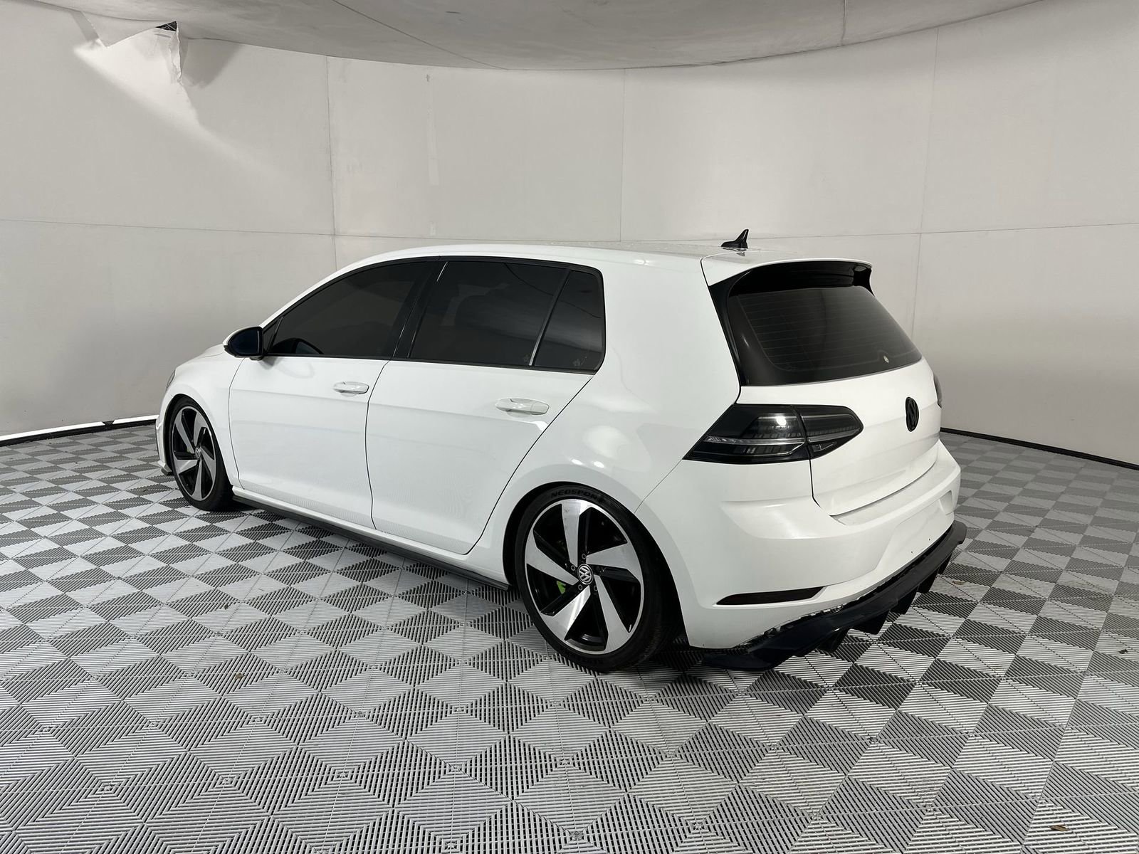 Used 2020 Volkswagen GTI S image 6