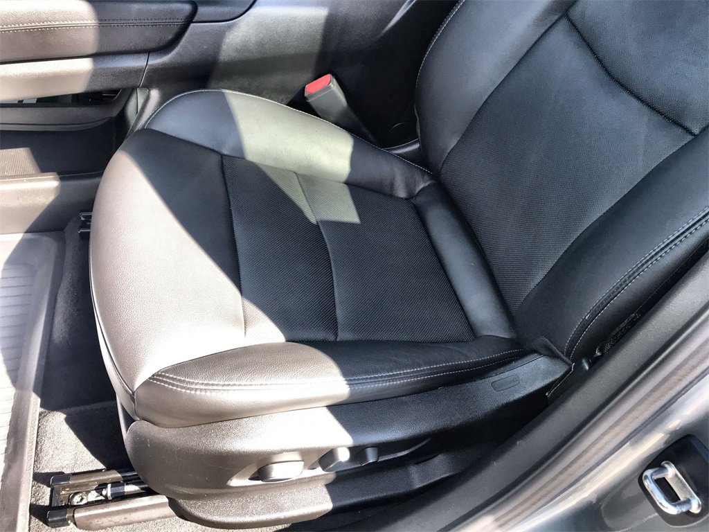 Used 2023 Cadillac XT6 Sport w/ Technology Package image 12