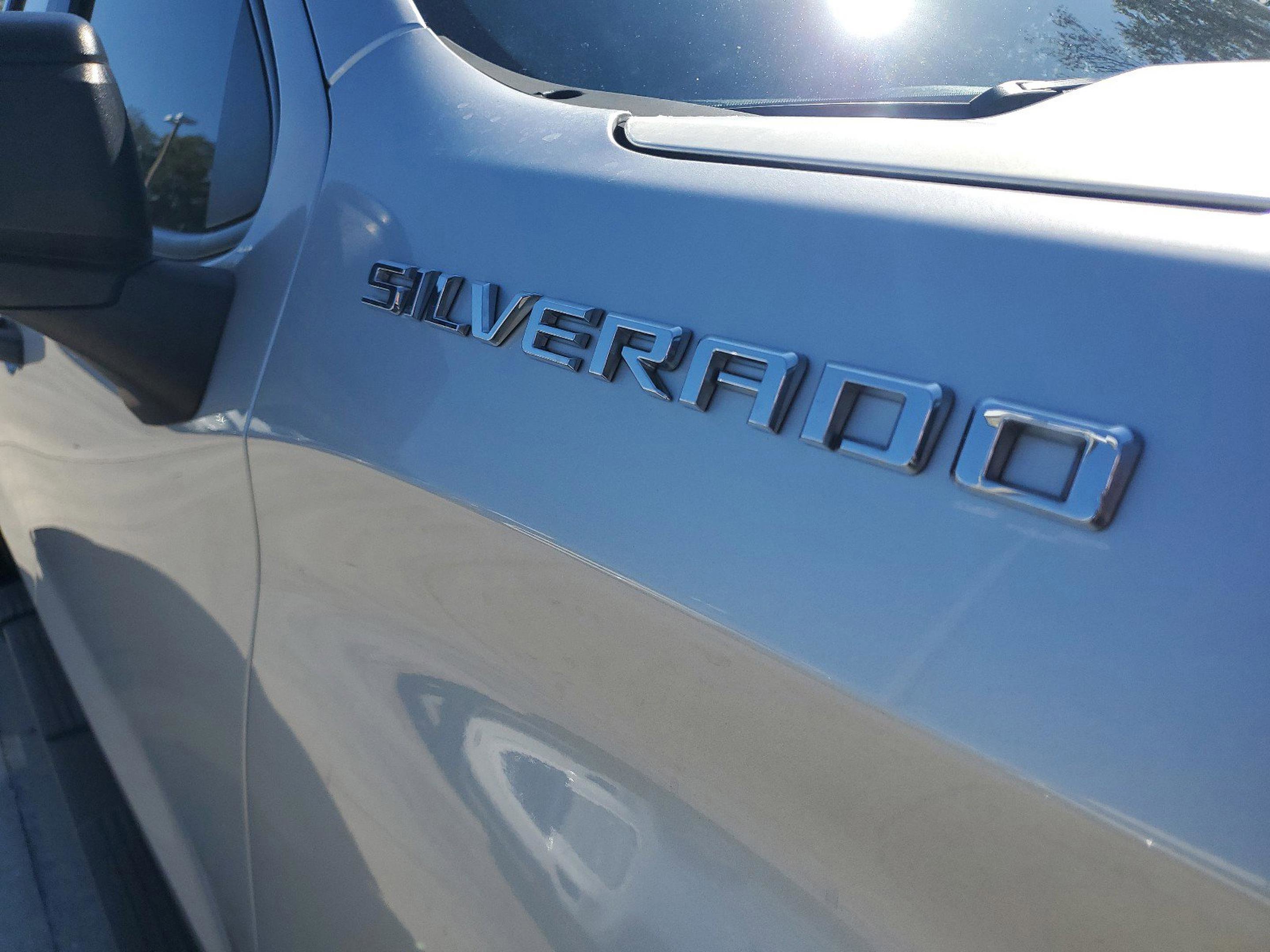 Used 2020 Chevrolet Silverado 1500 Custom w/ Custom Value Package image 30