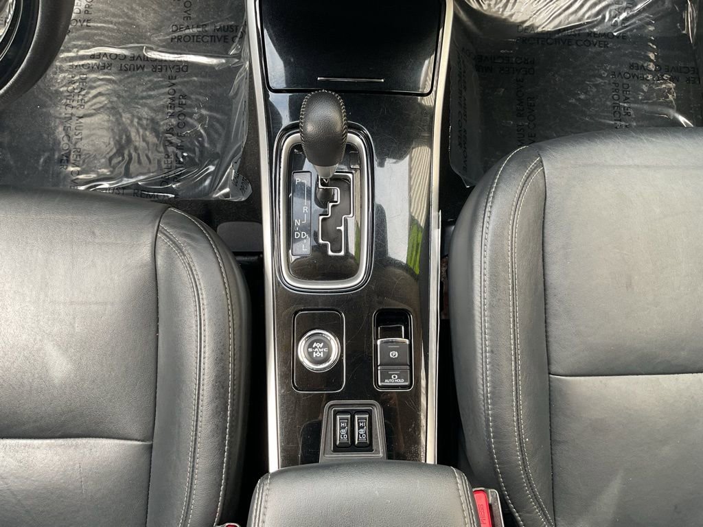 Used 2020 Mitsubishi Outlander SEL image 14