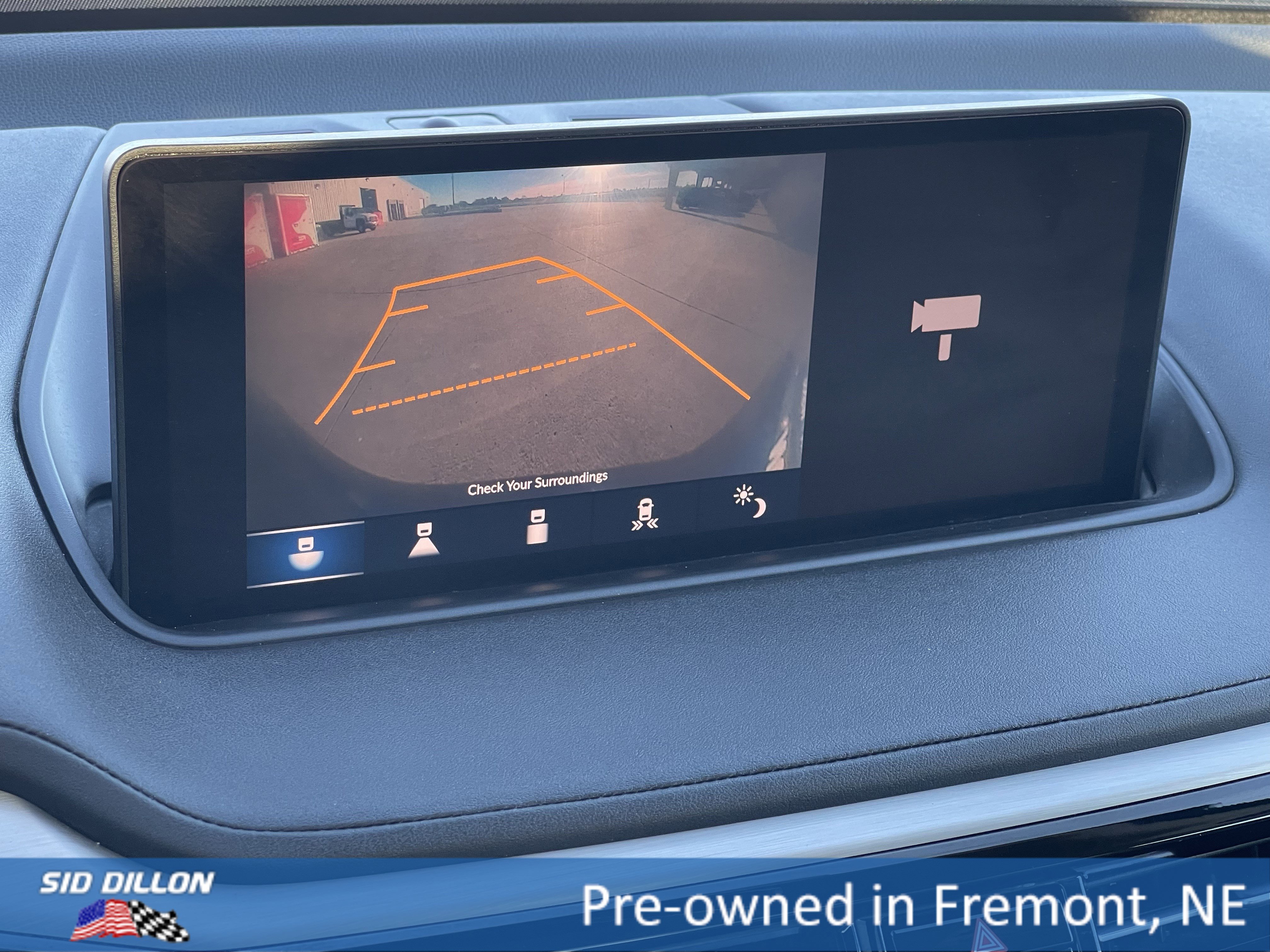 Used 2022 Acura MDX SH-AWD w/ Technology Package image 4