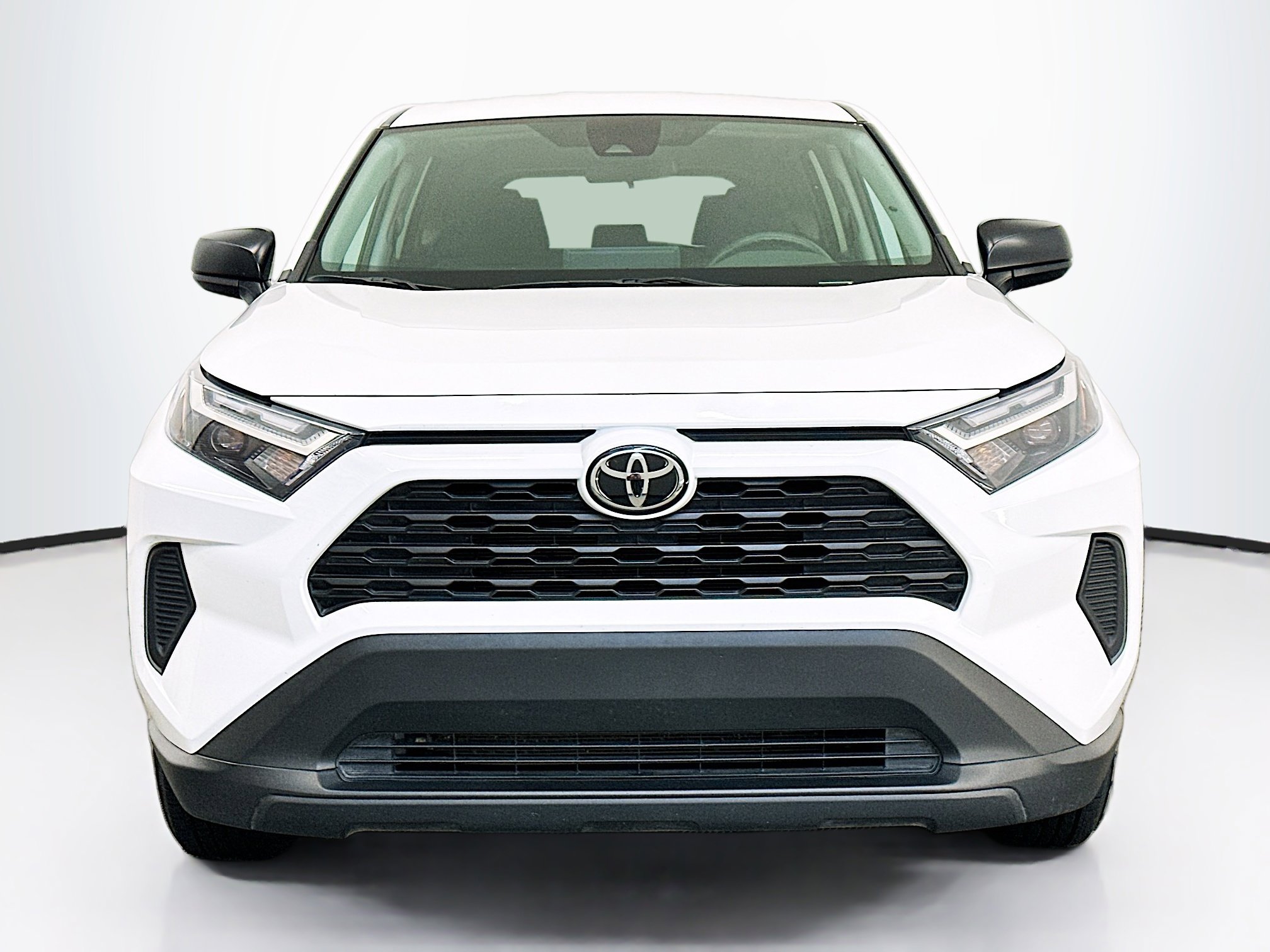 Used 2024 Toyota RAV4 LE image 2