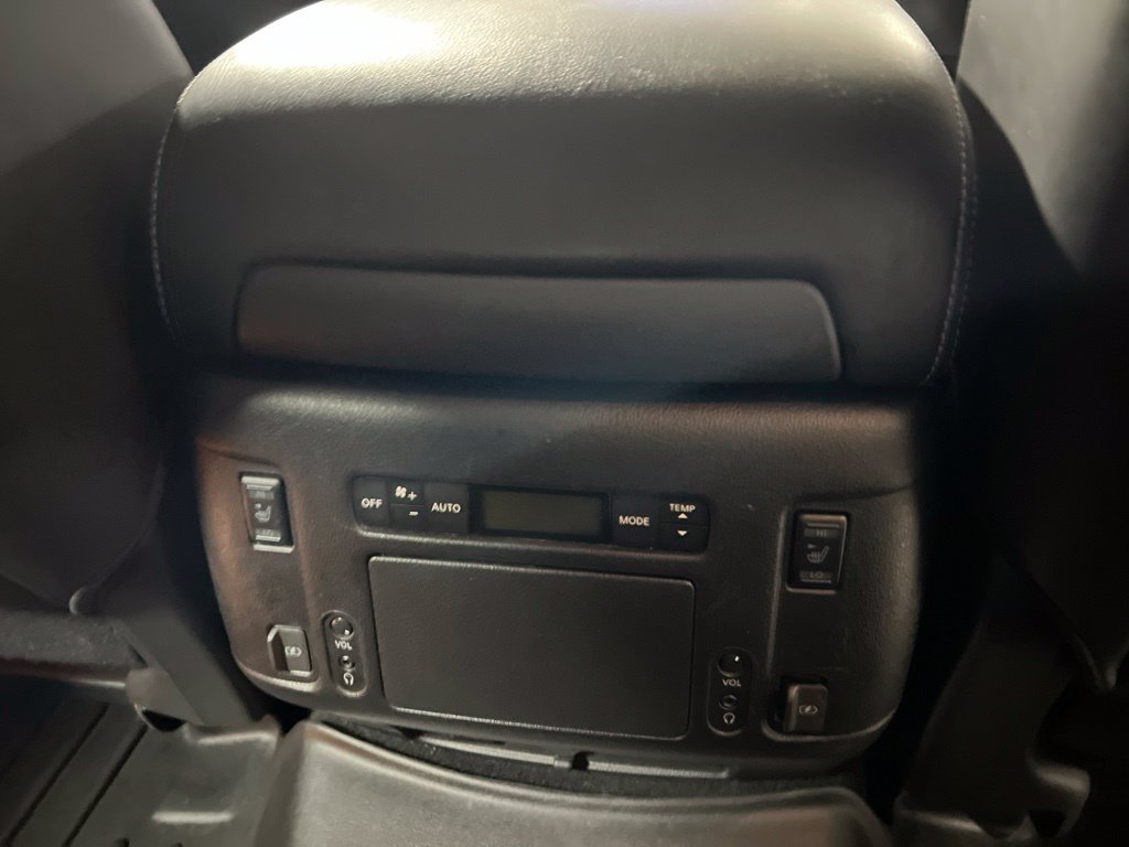 Used 2019 Nissan Armada Platinum w/ Captain's Chairs Package RWD image 14