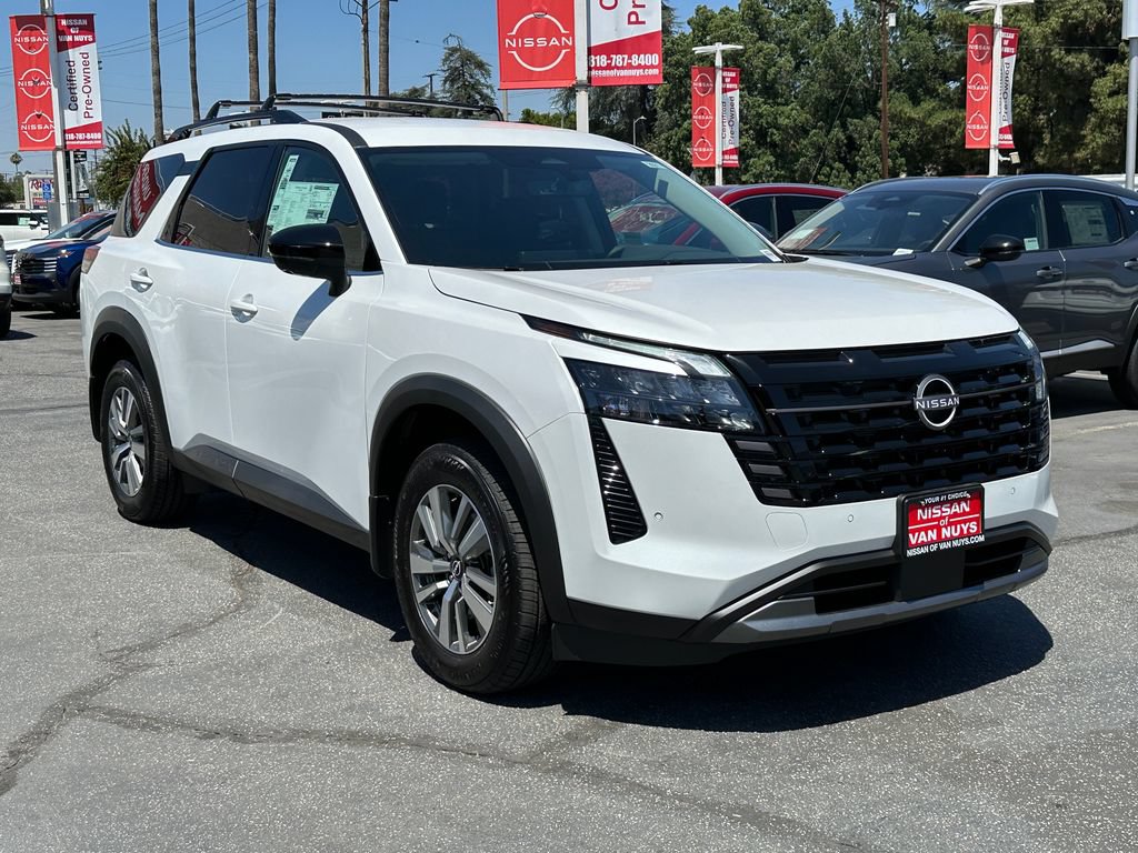 New 2026 Nissan Pathfinder SL FWD image 9