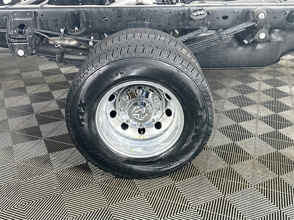 New 2025 RAM 3500 Tradesman image 16